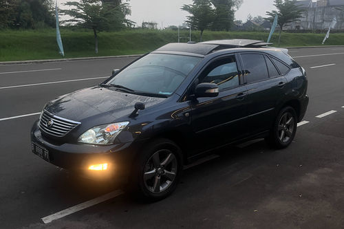 Used 2005 Toyota Harrier 2.4 L A/T PREMIUM FULL OPTION