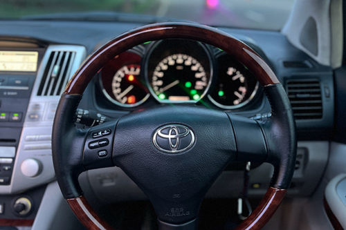 Used 2005 Toyota Harrier 2.4 L A/T PREMIUM FULL OPTION