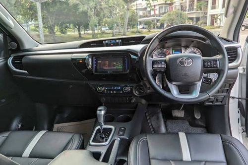 2020 Toyota Hilux 2.4L D-Cab V AT