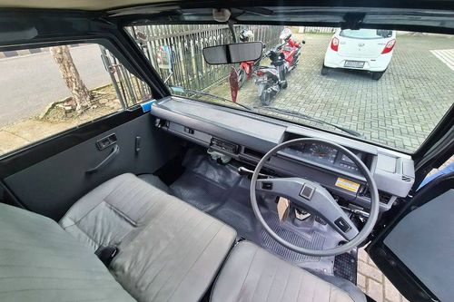 2017 Mitsubishi L300 Pickup Standard