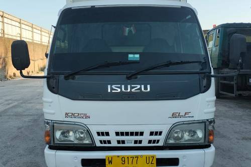 Used 2014 Isuzu Traga 2.5 BOX M/T