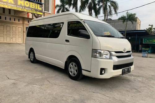 2019 Toyota Hiace Commuter Manual