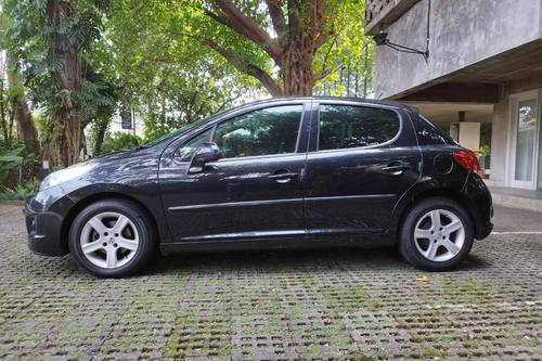 2009 Peugeot 207 1.4 AT