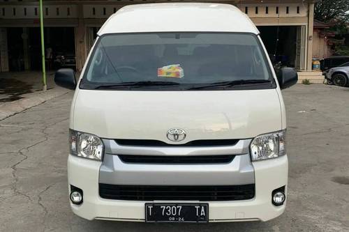 2019 Toyota Hiace Commuter Manual bekas