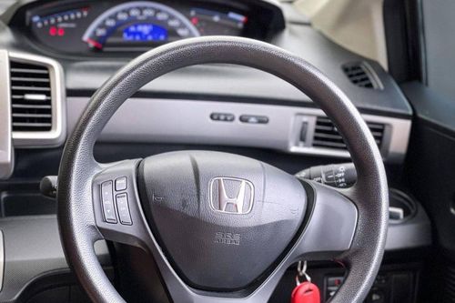 2016 Honda Freed  IVTEC E 1.5 AT