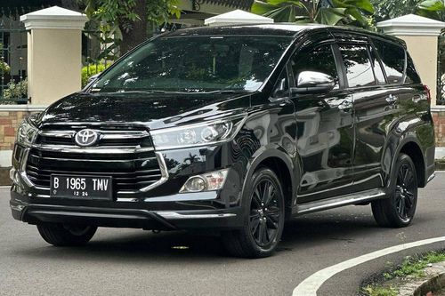 2018 Toyota Kijang Innova REBORN 2.4 V AT DIESEL TRD Bekas