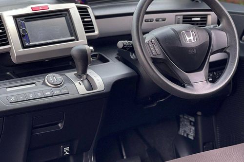2015 Honda Freed  PSD