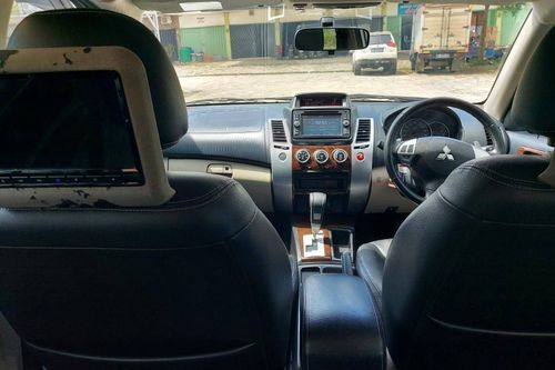 2014 Mitsubishi Pajero Sport V6 4X2 AT bekas