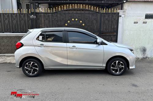 2023 Daihatsu Ayla 1.2L R MT