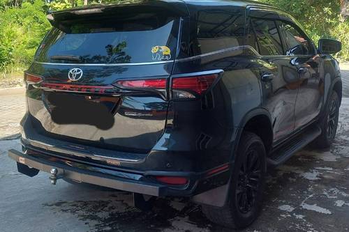 2020 Toyota Fortuner VRZ 4X2 TRD 2.4L AT