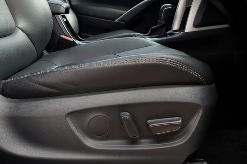 Beli mobil bekas