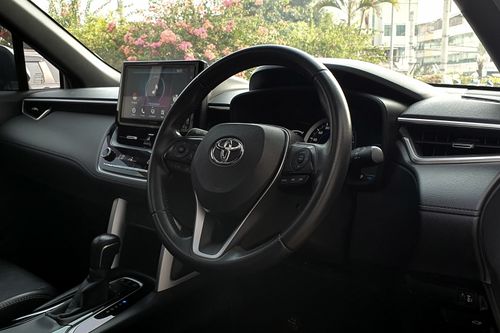 2021 Toyota Corolla Cross 1.8L Hybrid bekas