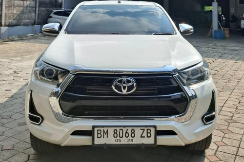 2023 Toyota Hilux 2.4L D-Cab G MT bekas