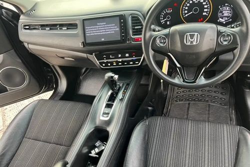 2018 Honda HRV E 1.5 CVT tua