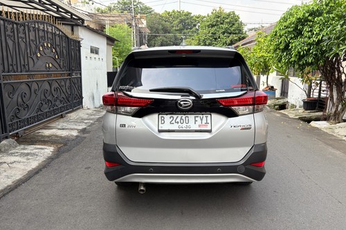 Beli mobil bekas