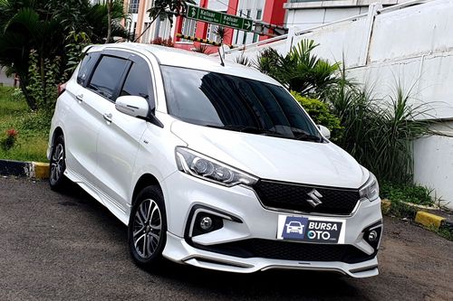 Second hand 2022 Suzuki Ertiga Smart Hybrid SS AT 