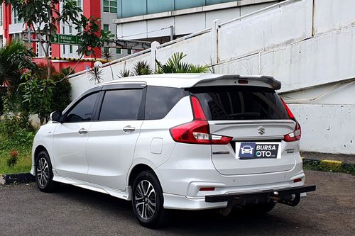 Old 2022 Suzuki Ertiga Smart Hybrid SS AT