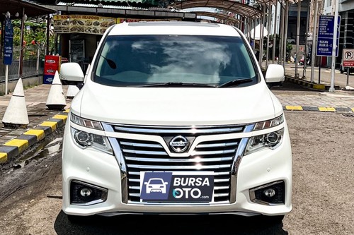 2016 Nissan Elgrand 2.5L HWS bekas