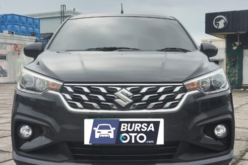 2022 Suzuki Ertiga GL AT bekas