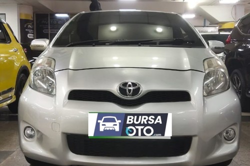 Used 2013 Toyota Yaris  E AT