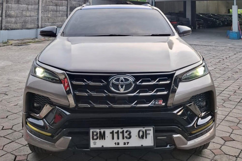 2017 Toyota Fortuner 2.4 GR Sport AT bekas