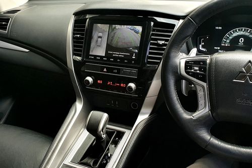 2023 Mitsubishi Pajero Sport Dakar Ultimate AT 4x4 bekas