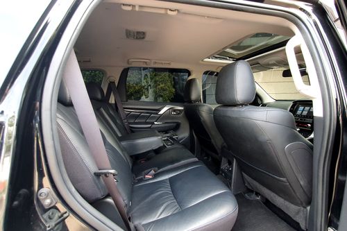 2023 Mitsubishi Pajero Sport Dakar Ultimate AT 4x4 bekas