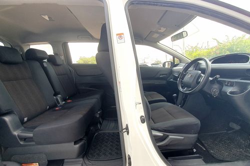 Used 2016 Toyota Sienta G CVT