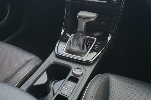 Dijual 2022 Hyundai Creta Style IVT bekas