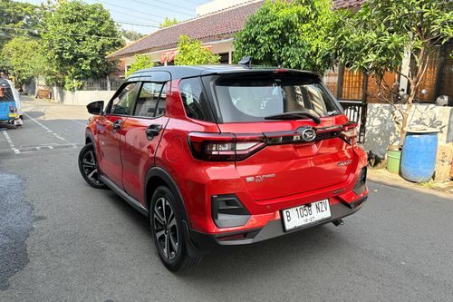 Second hand 2022 Daihatsu Rocky 1.0L R TC CVT 