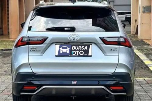 Dijual 2023 Toyota Yaris Cross 1.5 S GR Hybrid EV CVT TSS bekas