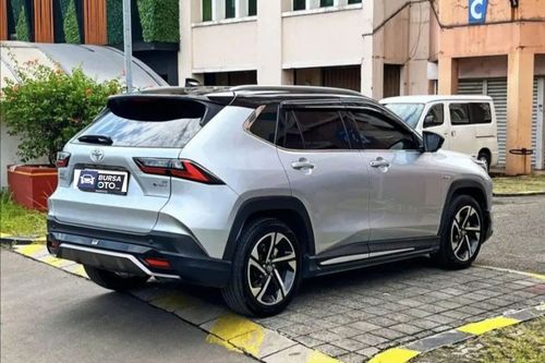 2023 Toyota Yaris Cross 1.5 S GR Hybrid EV CVT TSS bekas