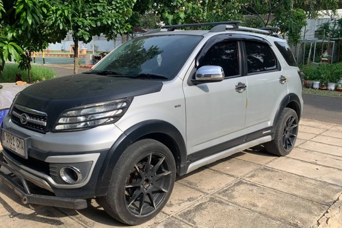 2015 Daihatsu Terios 1.5L TX AT ADVENTURE bekas