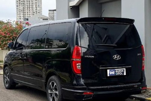 Dijual 2016 Hyundai H1 2.5L CRDi Royale bekas