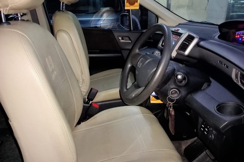 2013 Honda Freed PSD tua