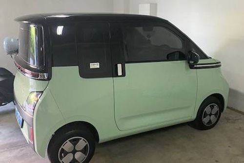 Dijual 2023 Wuling EV Long Range bekas