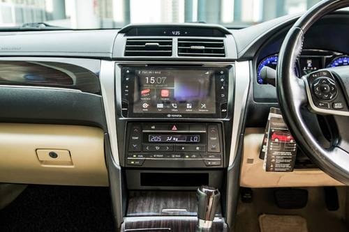 Dijual 2018 Toyota Camry 2.5 V bekas