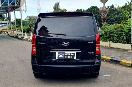 2021 Hyundai H1 2.4L ROYALE AT bekas