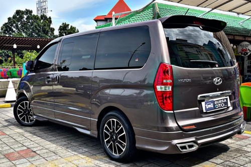 2017 Hyundai H1 ROYALE AT tua