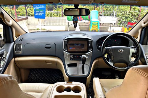 2017 Hyundai H1 ROYALE AT tua