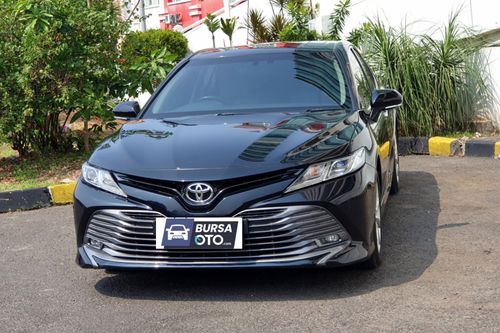2019 Toyota Camry 2.5 V tua