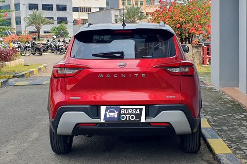 Old 2021 Nissan Magnite PREMIUM 1.0 L TURBO CVT A/T