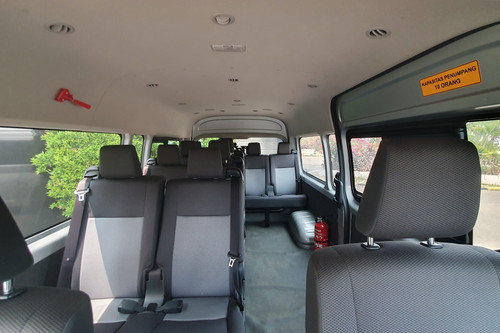 2023 Toyota Hiace Premio tua