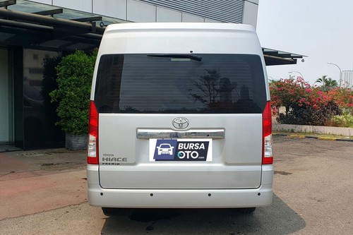 Dijual 2023 Toyota Hiace Premio bekas