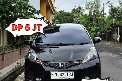 2013 Honda Jazz  VTEC MMC A/T bekas