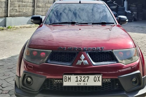 2012 Mitsubishi Pajero Sport Dakar AT 4x2 bekas