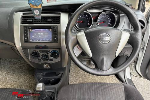 2014 Nissan Grand Livina XGear 1.5 MT bekas
