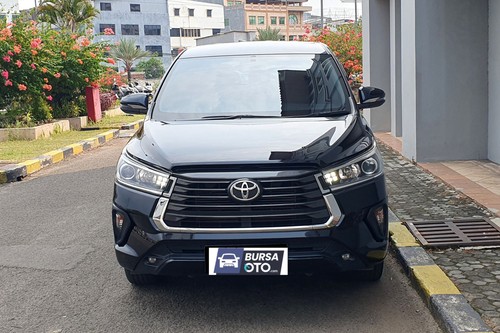 Used 2021 Toyota Innova REBORN DIESEL V 2.5 AT