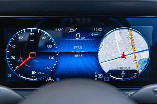 Dijual 2021 Mercedes Benz E-Class E 300 AMG Line bekas