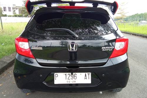 Dijual 2023 Honda Brio Satya E M/T bekas